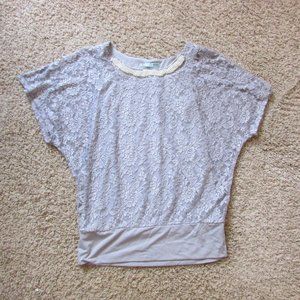 NWOT Maurices Medium Gray Lace Pearl Beaded Neckline Top Beautiful!